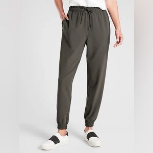 Athleta Metropolis Jogger Pants